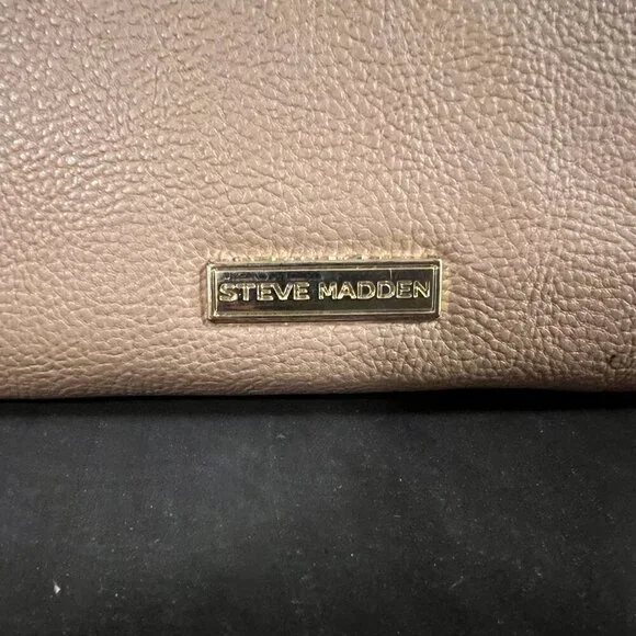 Steve Madden Clutch/Wallet - Picture 6 of 6